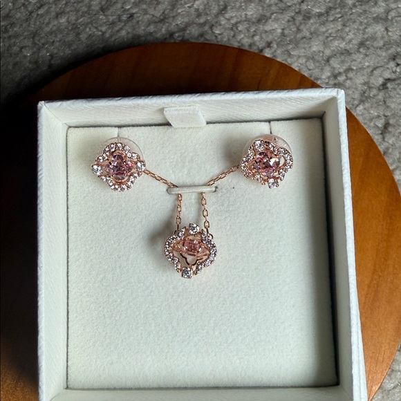 Swarovski Rose Gold Crystal Necklace - Picture 4 of 14